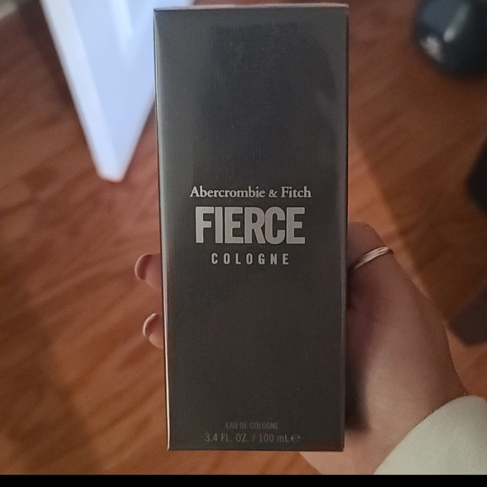 Abercrombie & Fitch FIERCE cologne